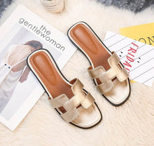 Load image into Gallery viewer, Women Slippers